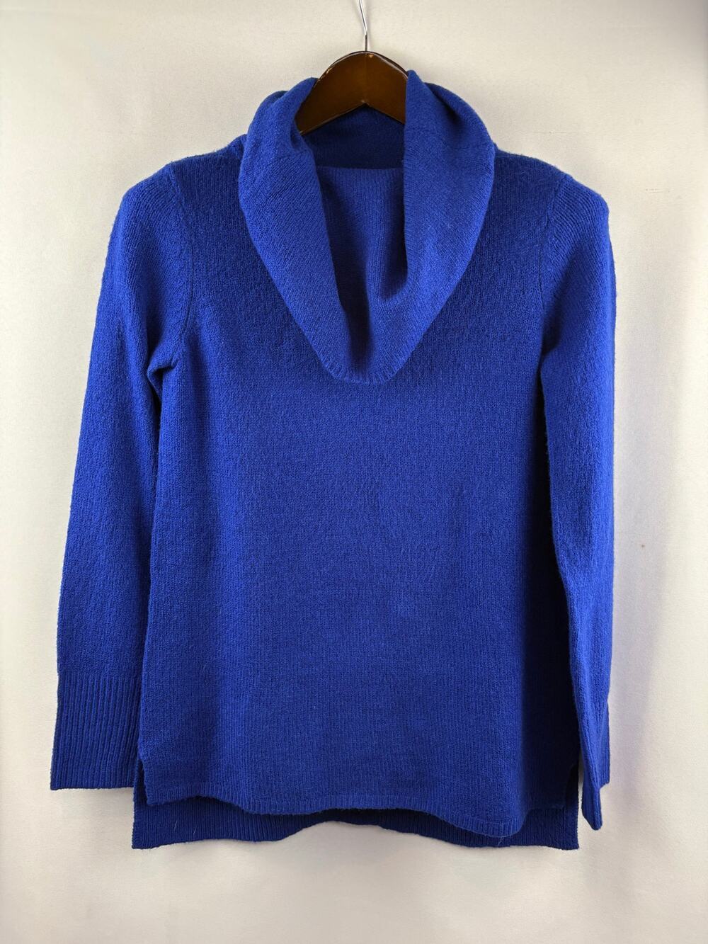 Women’s DKNY Jeans Small Blue Mockturtleneck Sweater